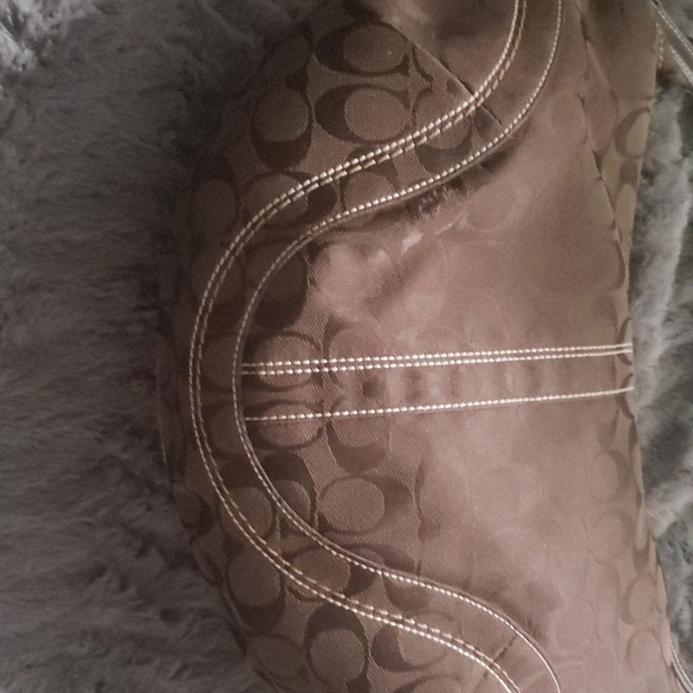 Coach purse - Picture 2 of 8